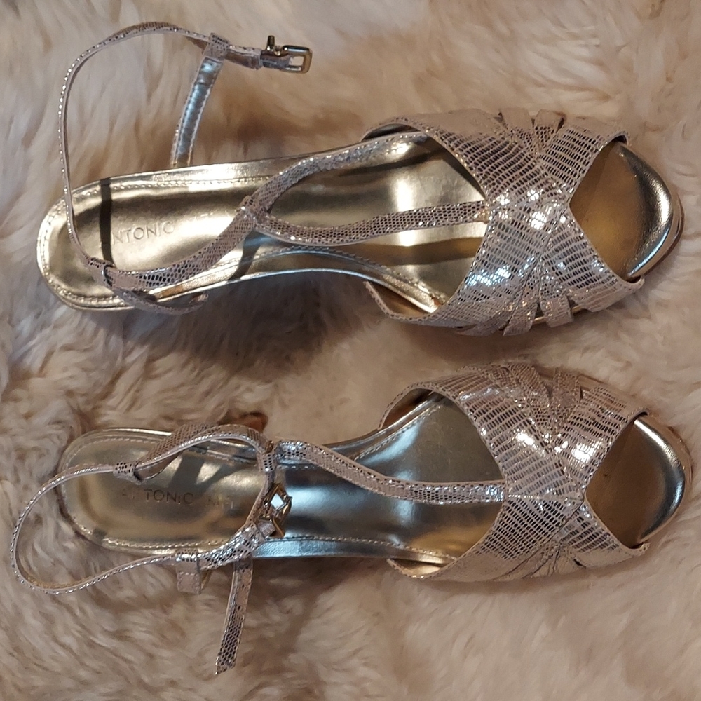 ANTONIO MELANI 8M Gold Leather Slingback Sandals
